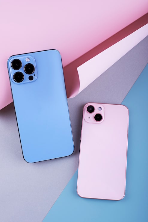 Foto gratuito composición elegante para el teléfono inteligente
