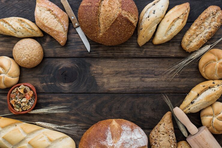 Foto gratuito diseño circular con panadería en el escritorio