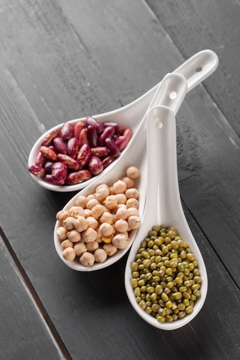 Foto gratuito frijoles secos mixtos