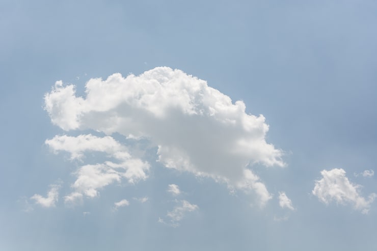 Photo Gratis langit biru dengan closeup awan