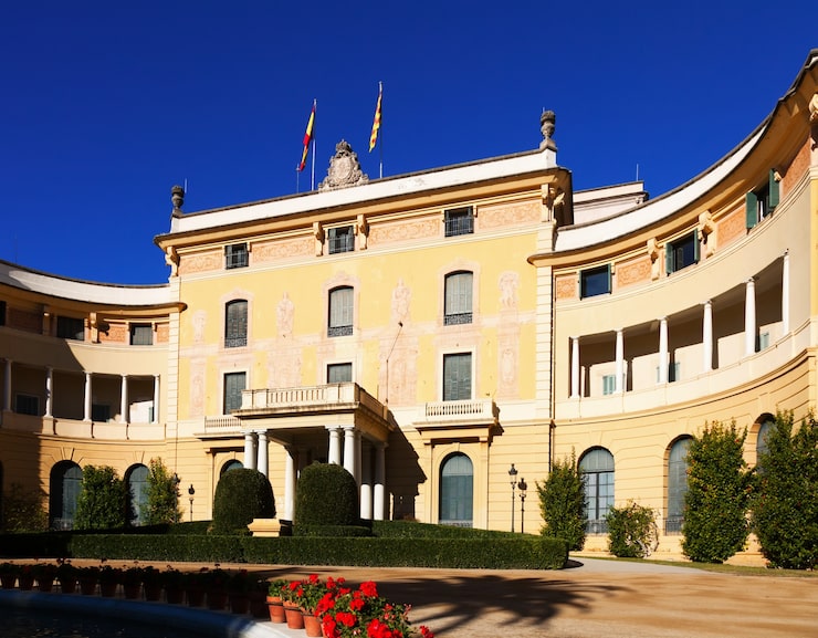 Foto gratuito palacio real de pedralbes en barcelona