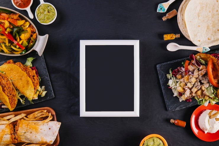 Photo Gratis papan tulis dan makanan meksiko yang lezat