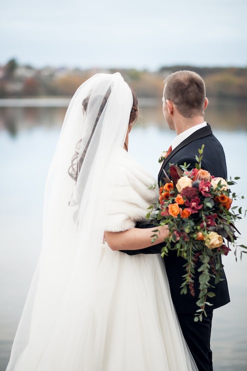 Photo Gratis pernikahan alam pengantin bunga gaun