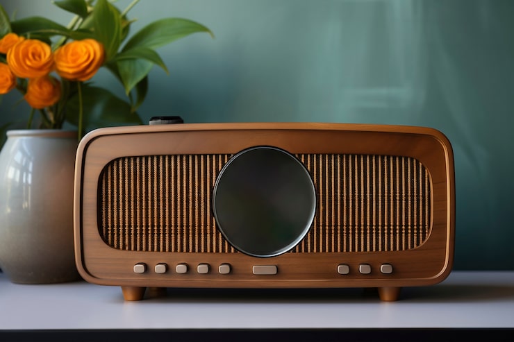Foto gratuito vista de un dispositivo de radio antiguo en tonos de cáscara de nuez