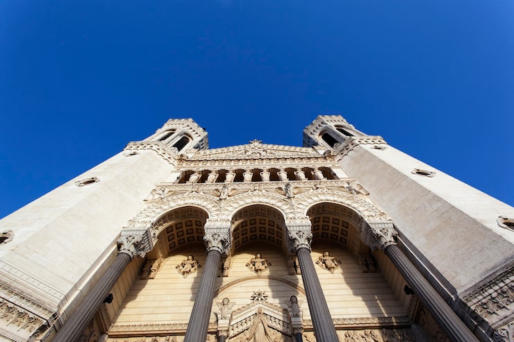 Foto gratuito vista de la famosa basílica de la ciudad de lyon