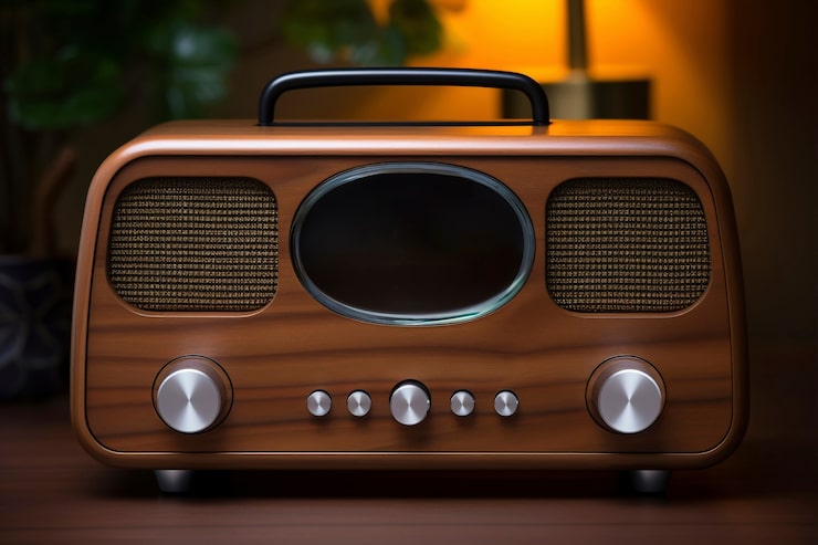 Foto gratuito vista de la radio retro en tonos de cáscara de nuez