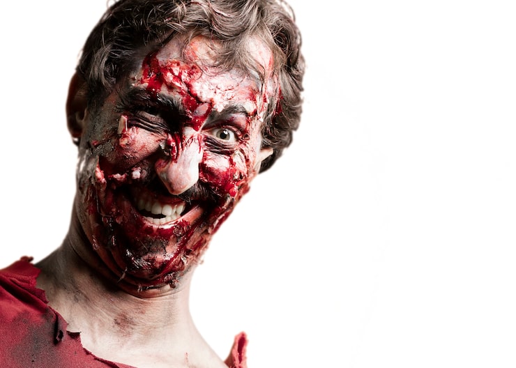 Foto gratuito zombie sonriendo