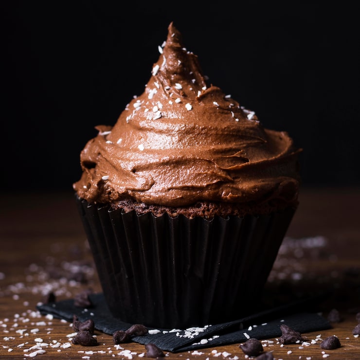 Foto gratuito cupcake al cioccolato delizioso primo piano
