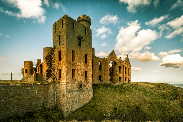 Foto gratuito le rovine del castello di slains