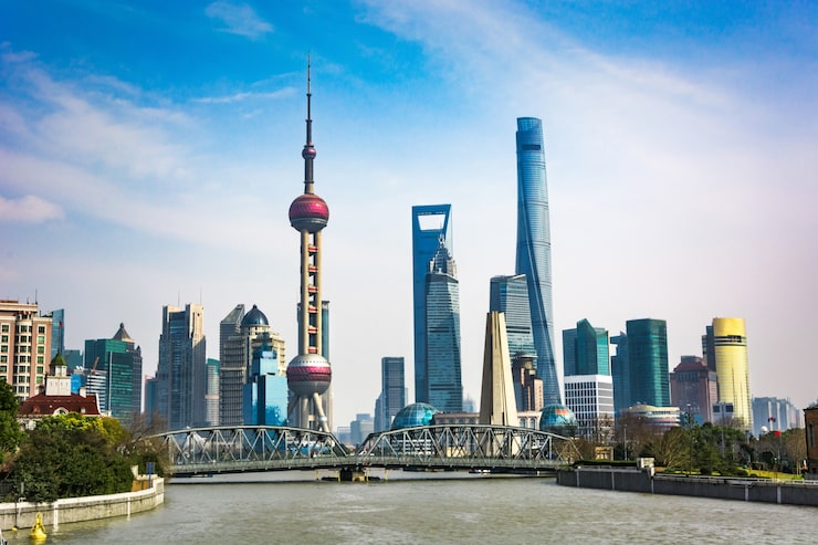 Foto gratuito skyline di shanghai in giornata di sole, cina