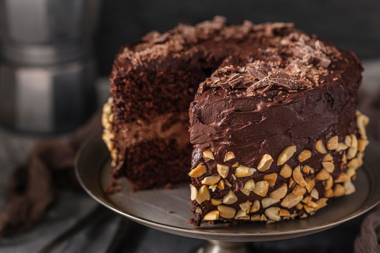 Foto gratuito vista ravvicinata di una deliziosa torta al cioccolato
