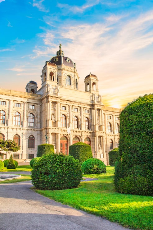 Foto bella vista del museo di storia dell'arte e del monumento dell'imperatrice maria teresa a vienna, aus