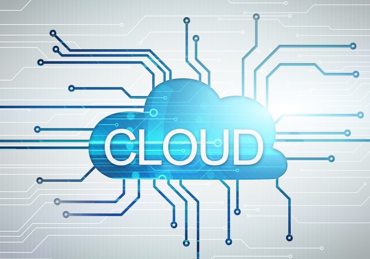 Photo gambar cloud konsep digital dengan kata pada microchip sirkuit