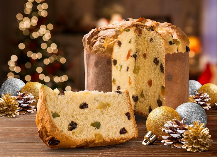 Foto il panettone è il dolce tradizionale italiano per natale