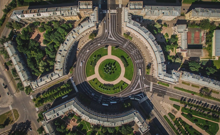 Photo pemandangan udara alun-alun komsomola