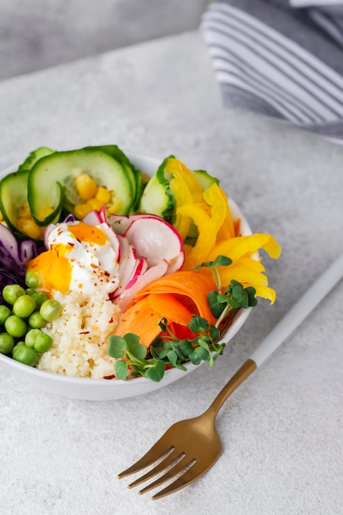 Foto grátis composição criativa de alimentos deliciosos