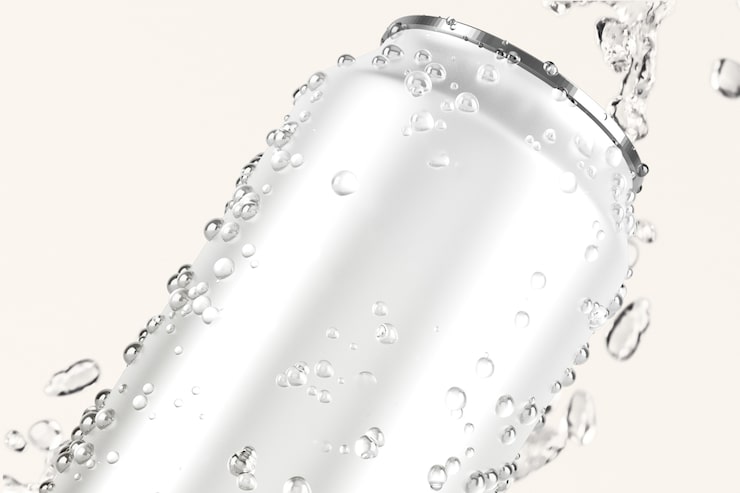 Foto grátis refrescante refrigerante gelado com água