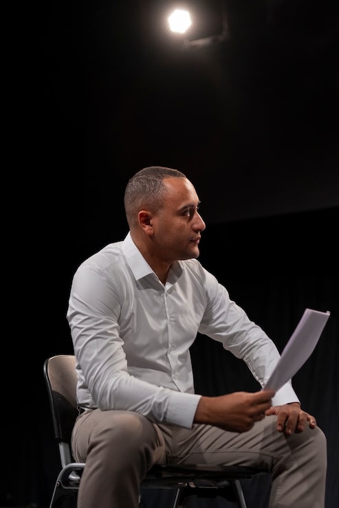 Kostenlose Foto verschiedene momente des theaterunterrichts