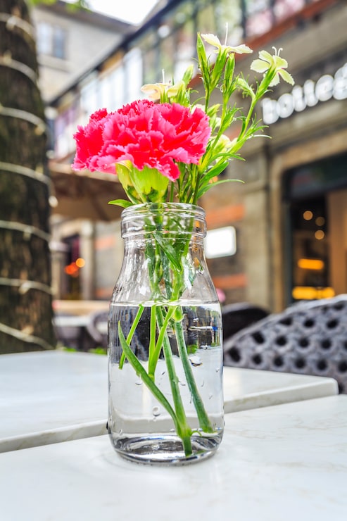 Gratis Foto blomster på bordet