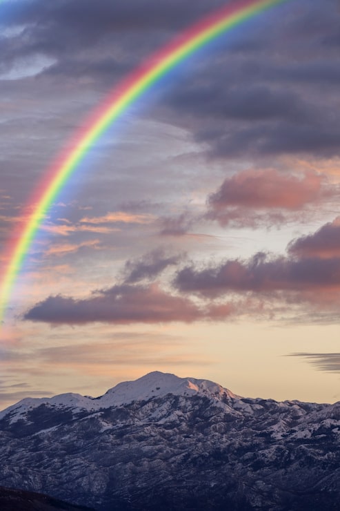 Gratis Bild regnbåge på himlen med naturlandskap