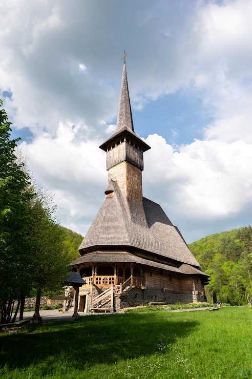 Ilmainen Kuva näkymä bârsanan luostariin, romania