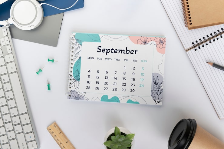 Photo gratuit calendrier de bureau avec des textes en anglais