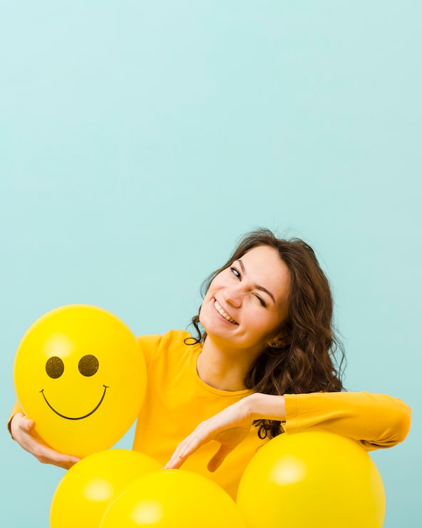 Photo gratuit vue frontale, de, femme souriante, à, espace copie