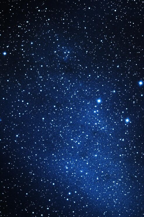 Photo le ciel étoilé de la nuit avec un fond d'espace bleu