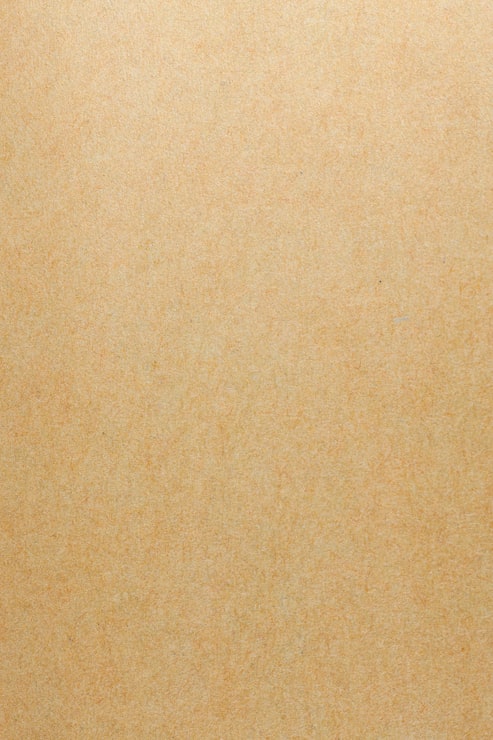 Bild återvunnet papper, brun bakgrund.