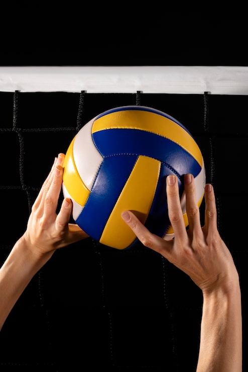 Bild händer som spelar volleyboll