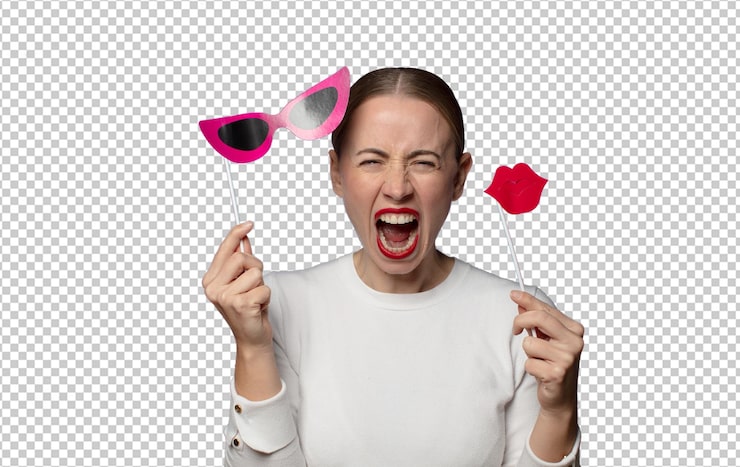 PSD gratuito una joven rubia bromeando con gracia.