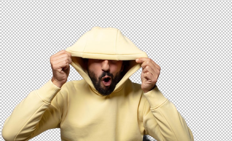 PSD gratuit un homme avec une barbe portant une capuche jaune