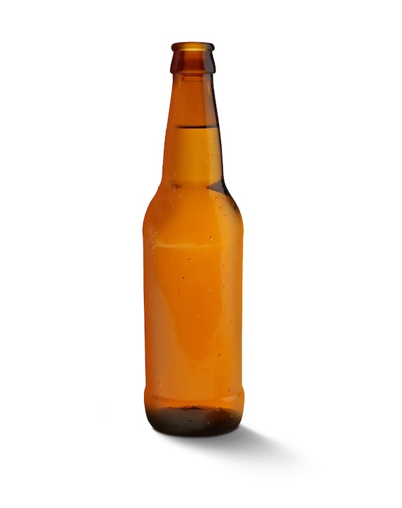 PSD grátis close-up em cerveja isolada