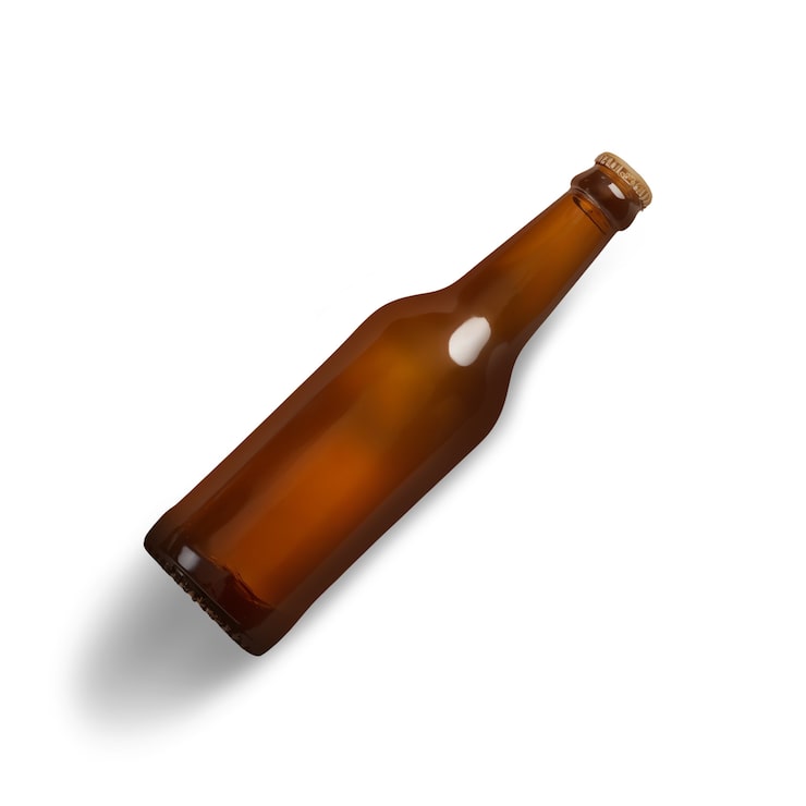 PSD grátis close-up em cerveja isolada