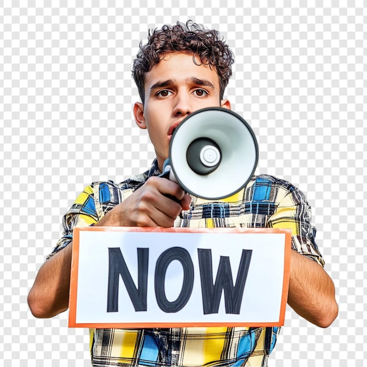 Miễn phí PSD người đàn ông trẻ tuổi với một chiếc loa phóng thanh thông báo ngay bây giờ