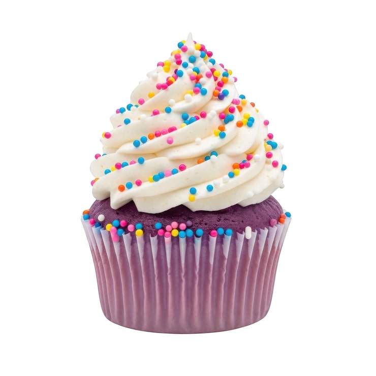PSD delicioso cupcake roxo com cobertura branca e granulado.