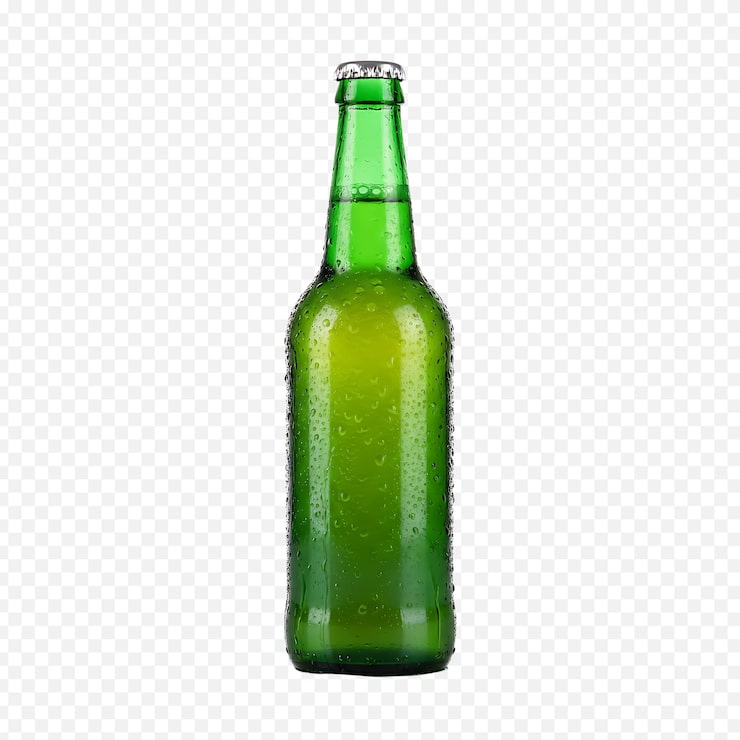 PSD garrafa de cerveja verde gelada com condensação