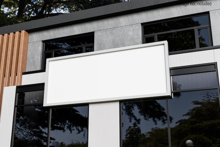 Ücretsiz Fotoğraf boş mağaza vitrini tabelası mockup'ı