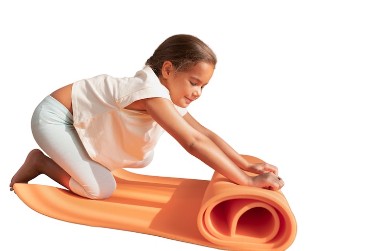 Ücretsiz PSD yoga ve meditasyon yapan genç kız