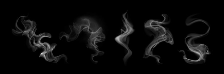 Vettore gratuito nuvole di fumo isolate su uno sfondo nero