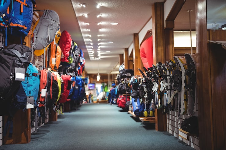 Gratis Foto zakken op rek in winkel